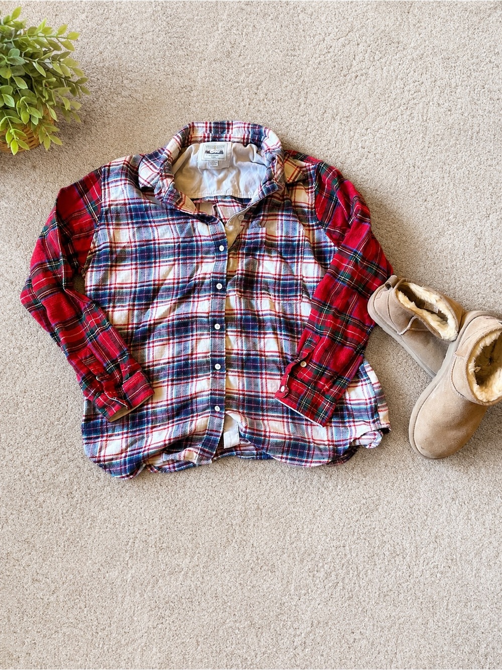 American Eagle 100% Cotton Plaid Flannel Shirt Size Medium Cozy Fall